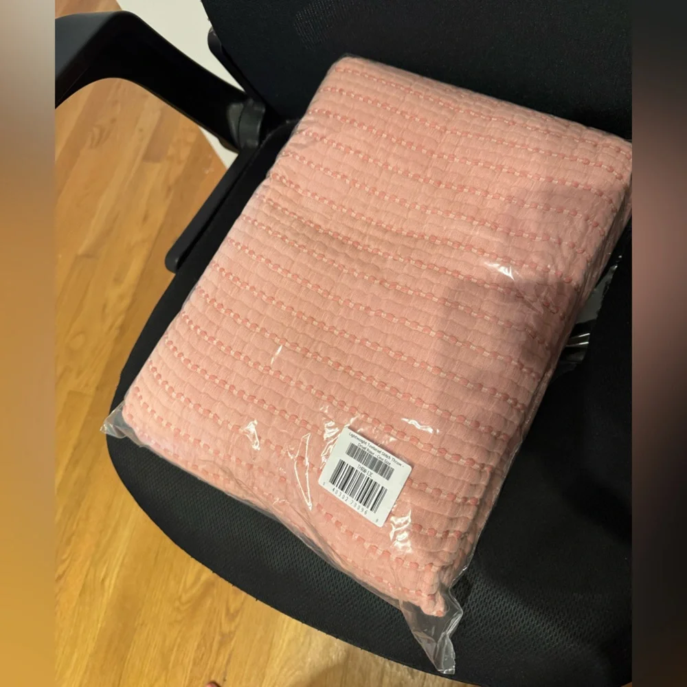 Brooklinen Cotton Textured Throw Blanket Pink Rose - Picture 3 of 5